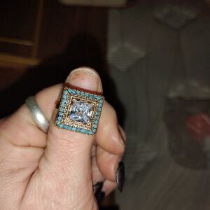 Elegant Gold and Blue Square Ring